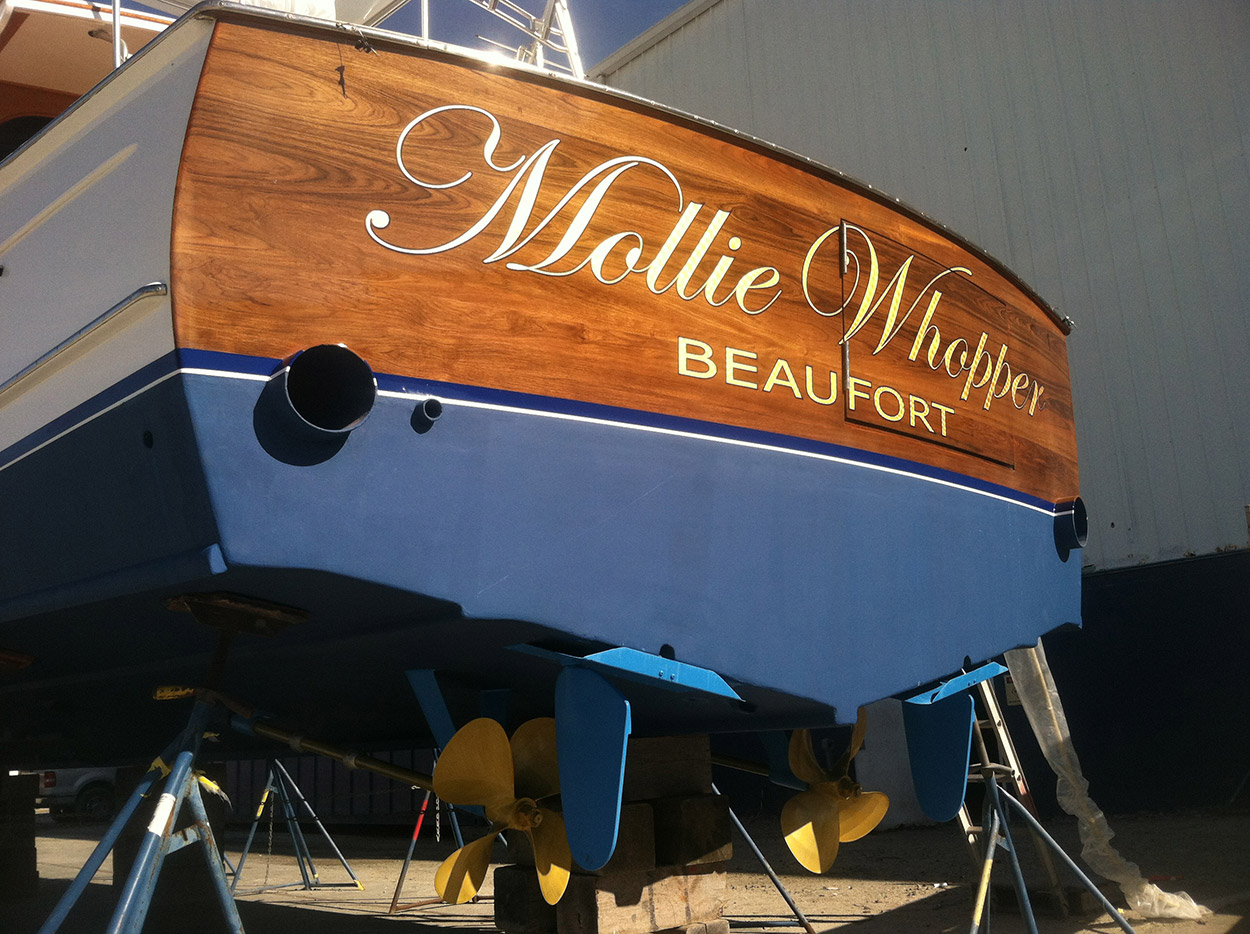 Mollie Whopper, Beaufort Boat Transom BOATS TRANSOM ARTWORK PAINTING EVERETT NAUTICAL DESIGNS